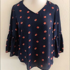 😊 3/$15 Valerie Stevens Size SM Blouse. 😊 3/$15